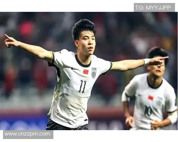 巅峰时刻那些足球明星如何书写传奇人生与辉煌成就